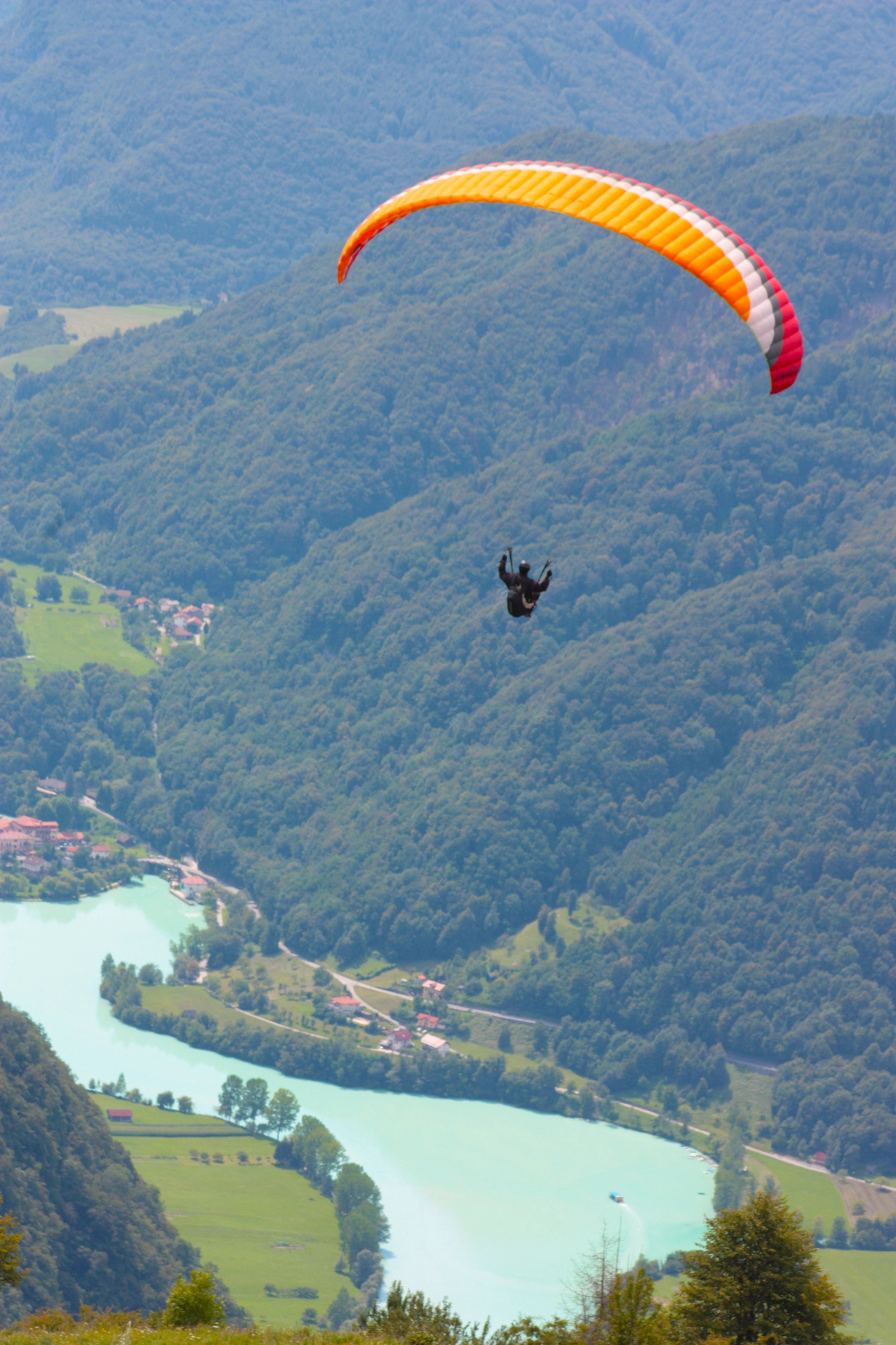 Paragliding Slovenia zveni zelo zabavno